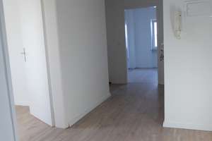 Helle, freundliche 3-Zi-DG-Wohnung im 2.OG; ca. 78 qm in 4 Parteien-Haus, KA-Waldstadt – Waldenburgerstr. 7, 76139 Waldstadt, Karlsruhe – Vorschaubild 4