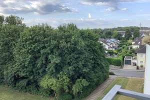Für maximal 3 Personen: großzügig geschnittene 3-Zimmer mit Loggia, Lift und Tiefgaragenstellplatz – Ermanstraße 6, 42287 Barmen, Wuppertal – Vorschaubild 5