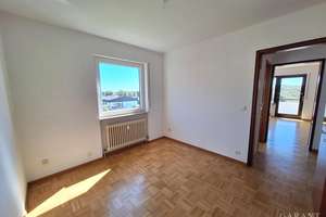 Schöne 3 Zi.-Whg. mit Südbalkon und TG-Stellplatz in Stuttgart-Riedenberg – Die vollständige Adresse der Immobilie erhältst du vom Anbieter., 70619 Riedenberg, Stuttgart – Vorschaubild 11