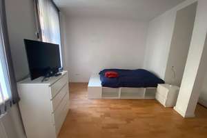  Wohnen in Bestlage – Sanierte 1,5-Zimmer-Wohnung in Heidelberg-Altstadt inkl. Einbauküche – Neugasse 21, 69117 Altstadt, Heidelberg – Vorschaubild 3