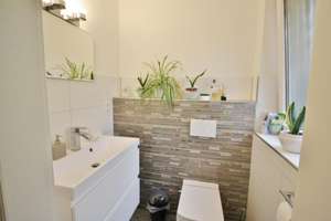 Reihenendhaus mit allen Extras: Tiefgaragenstellplatz, Alarmanlage, Smart-Home … – Die vollständige Adresse der Immobilie erhältst du vom Anbieter., 22117 Billstedt, Hamburg – Vorschaubild 7