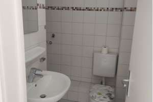 Gepflegte 2-Zimmer-Wohnung mit Balkon im Seeviertel von Salzgitter – Kattowitzer Straße 215, 38226 Lebenstedt, Salzgitter – Vorschaubild 3