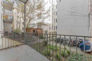 Charmante, bezugsfreie 1,5-Zimmer-Wohnung mit Balkon in bester Lage von Berlin-Mitte! Denkmalschutz – Die vollständige Adresse der Immobilie erhältst du vom Anbieter., 10119 Mitte (Ortsteil), Berlin – Vorschaubild 9