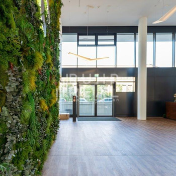 Zeitnaher Bezug | Hochmoderne Flächen