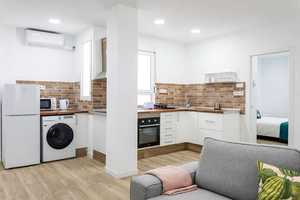 Freundliche 3-Zimmer-Wohnung mit Balkon und EBK in Hannover – Malagaweg 20, 30163 Hannover – Vorschaubild 5