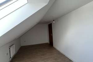 Chill-Oase im Dachgeschoss - lichtdurchflutete 2 Zimmer mit moderner EBK – Schlesierstraße 7, 38448 Vorsfelde, Wolfsburg – Vorschaubild 6