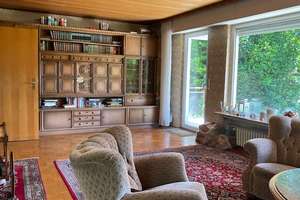 Ein freistehendes Einfamilienhaus - großer Garten - und gute Wohnlage ! – Die vollständige Adresse der Immobilie erhältst du vom Anbieter., 65199 Dotzheim, Wiesbaden – Vorschaubild 4