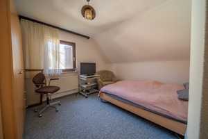 Riesiges Grundstück mit sanierungsbedürftigem Einfamilienhaus – Geierskopfweg 11, 65931 Frankfurt am Main – Vorschaubild 32