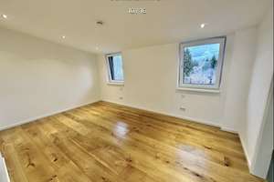 Exklusive Penthousewohnung mit großzügiger Sonnenterrasse und Bergblick in Kolbermoor – Die vollständige Adresse der Immobilie erhältst du vom Anbieter., 83059 Kolbermoor – Vorschaubild 10