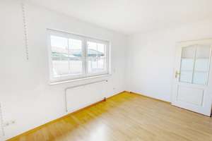 Erftstadt! Freistehendes Ein-/ Zweifamilienhaus mit Sonnengarten! 2 Garagen und Stellplatz (SN 4886) – Die vollständige Adresse der Immobilie erhältst du vom Anbieter., 50374 Erftstadt – Vorschaubild 7