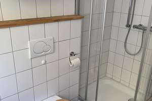 Altbauwohnung in zentraler Lage über den Dächern Kiels mit großer Doppelgarage – Wilhelminenstraße 18, 24103 Damperhof, Kiel – Vorschaubild 9