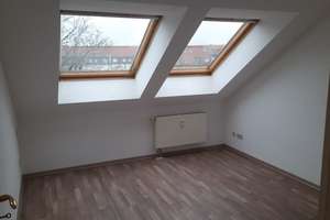 Wir haben für Sie in Leipzig Leutzsch eine Helle  2- Raumwohnung mit Wannenbad im DG – Schwylsterstraße 6, 4179 Leutzsch, Leipzig – Vorschaubild 3