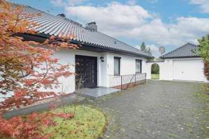 RESERVIERT !!! Wunderschöner Walmdach-Bungalow ! Familienfreundlich und barrierearm in Top-Lage – Die vollständige Adresse der Immobilie erhältst du vom Anbieter., 21279 Hollenstedt – Vorschaubild 2