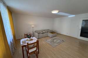 August bis Oktober befristete und schöne 2-Zimmer-Wohnung in Top Lage am Kurfürstenplatz  – Kurfürstenplatz 8, 80796 Neuschwabing, München – Vorschaubild 2
