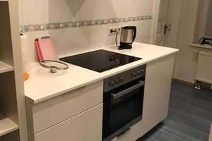 Schöne 3 Zimmer Wohnung in Holtenauer Straße in denkmalgeschütztem Haus mit weißer EBK – Holtenauer Straße 240, 24106 Wik, Kiel – Vorschaubild 4