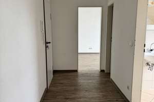 Charmante Dachgeschosswohnung mit toller Aussicht! Im Zentrum von Essen-Kray! – Krayer Straße 227, 45307 Kray, Essen – Vorschaubild 6