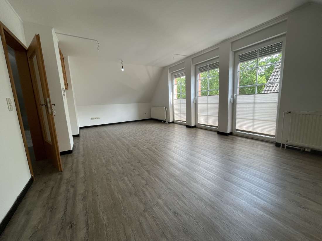 Immobilie in Bargstedt - Gute Mietrendite - Zwei Mehrfamilienhäuser - in Harsefeld/Bargstedt
Provisionsfrei für Käufer !
** - Bild 0