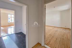 BLICK INS GRÜNE! RUHIG GELEGENE, HELLE UND KLASSISCH SCHÖNE ALTBAUWOHNUNG! PROVISIONSFREI! – Wilsnacker Straße 63, 10559 Moabit, Berlin – Vorschaubild 12