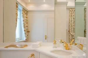 München - Solln / Isar - Nähe
Split-Level-Wohnung der Luxusklasse
4 Zimmer / 3 Terrassen / Sauna – 81479 Thalkirchen, München – Vorschaubild 15
