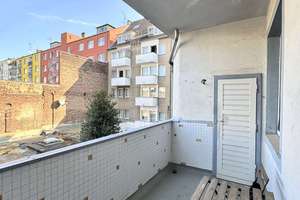 ++ Vorausschauend investieren: Vermietete 2-Zimmerwohnung mit Balkon | Nähe der Königsallee ++ – Adersstraße 80, 40215 Friedrichstadt, Düsseldorf – Vorschaubild 4