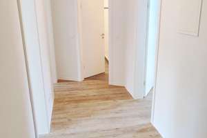 Tolle 2-Raumwohnung - auf Wunsch mit neuer Einbauküche! – Orthstr. 2, 9131 Hilbersdorf, Chemnitz – Vorschaubild 2