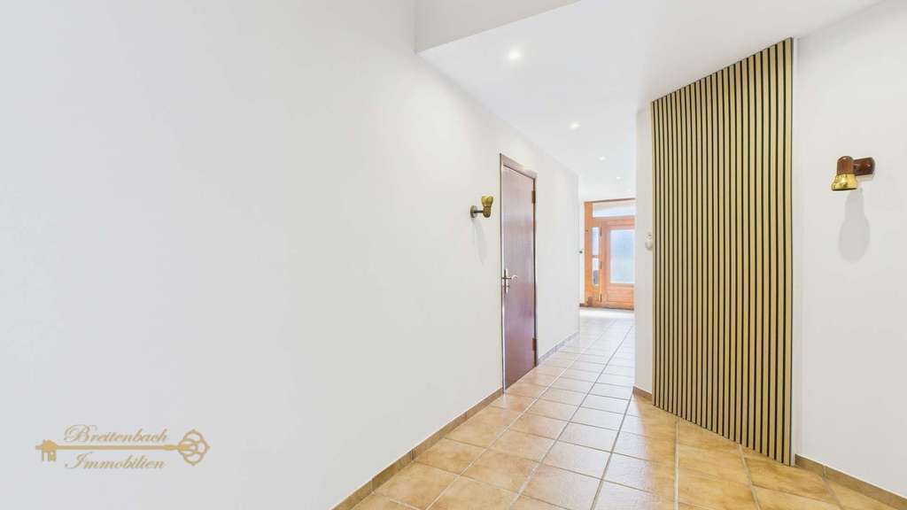 Immobilie in Lilienthal - Lilienthal - Frankenburg • Charmantes Wohn- & Geschäftshaus mit großzügigem Garten - Bild 4