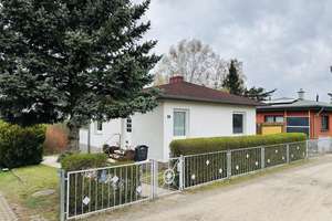 Urlaubsfeeling in erster Reihe – Gepflegtes Haus nur wenige Schritte vom Oberuckersee – Oberquast 78, 17291 Oberuckersee – Vorschaubild 1