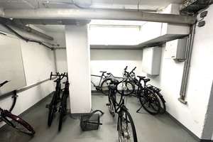 Teilmöblierte 1,5 Zimmer Wohnung mit Balkon & Einbauküche +Optional TG Stellplatz in excelenter Lage – Duisburger Straße ., 40477 Pempelfort, Düsseldorf – Vorschaubild 12