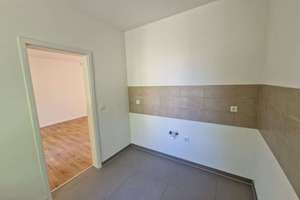 Ganz neu hergerichtet * toller Grundriss * Bad mit großer Dusche * neue Einbauküche möglich – Georg-Schumann-Straße 309 - 1. OG rechts, 4159 Möckern, Leipzig – Vorschaubild 8