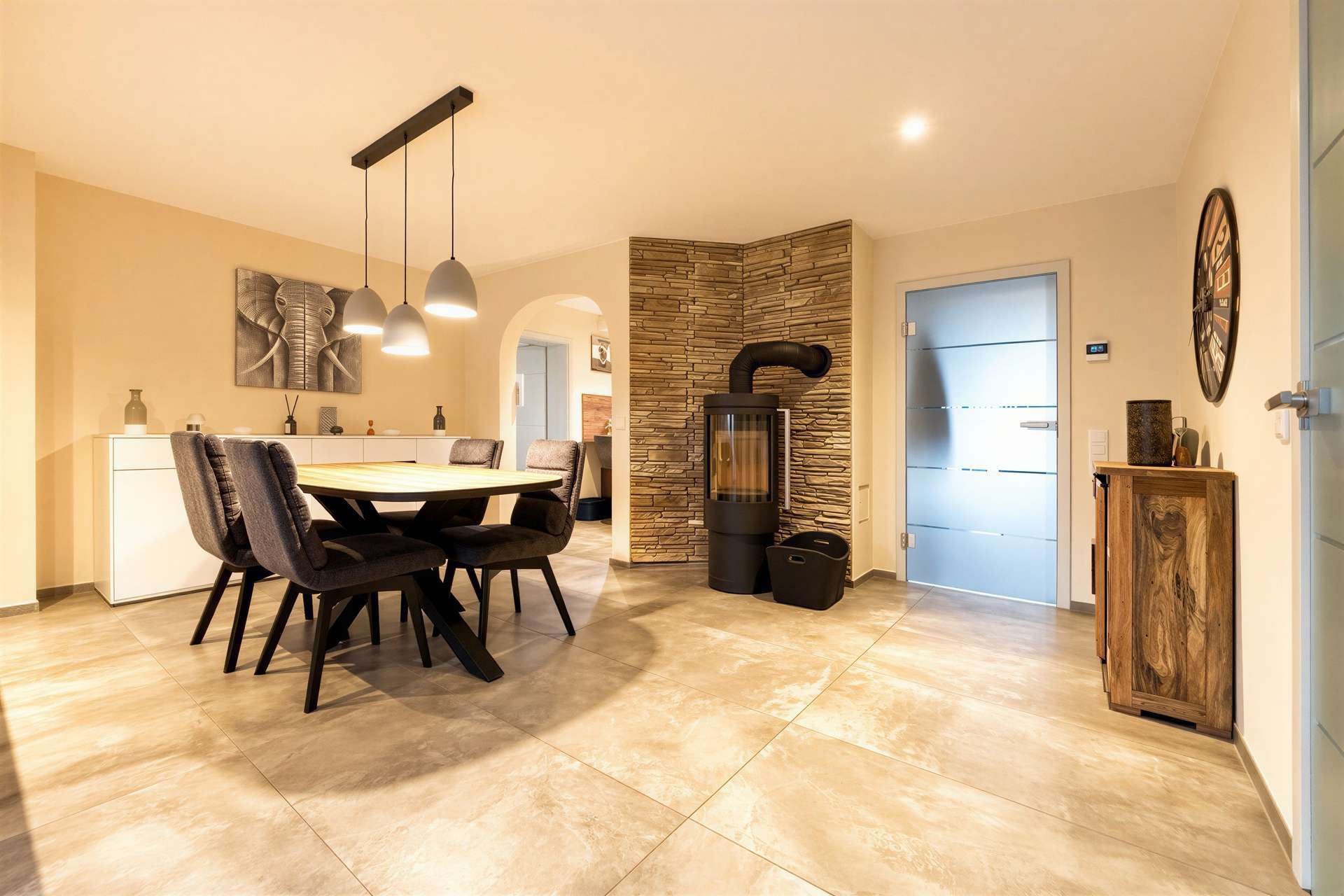 Immobilie in Ralingen - Ralingen-Wintersdorf: neuwertiges Einfamilienhaus mit ca. 184 m² Wohnfläche + 1.134 m² Grundstück! - Bild 1