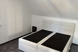 Sanierte Wohnung mit Südbalkon und EBK in Wuppertal-Cronenberg, Nahe des Gelpetals – Die vollständige Adresse der Immobilie erhältst du vom Anbieter., 42349 Cronenberg, Wuppertal – Vorschaubild 5