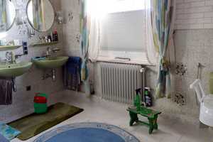 Gepflegtes 6-Zimmer-Einfamilienhaus mit wunderschönem Garten, Kamin und Garage! – Wesermarsch (Kreis) – Vorschaubild 4