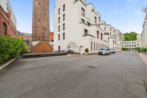 BACKSTEINROMANTIK & GROßE TERRASSE – IHRE NEUE OASE IN KREUZBERG – Berlin – Vorschaubild 21