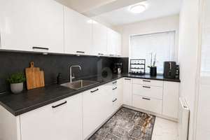 FRISCH SANIERTES FAMILIENGLÜCK – Die vollständige Adresse der Immobilie erhältst du vom Anbieter., 22159 Farmsen-Berne, Hamburg – Vorschaubild 3