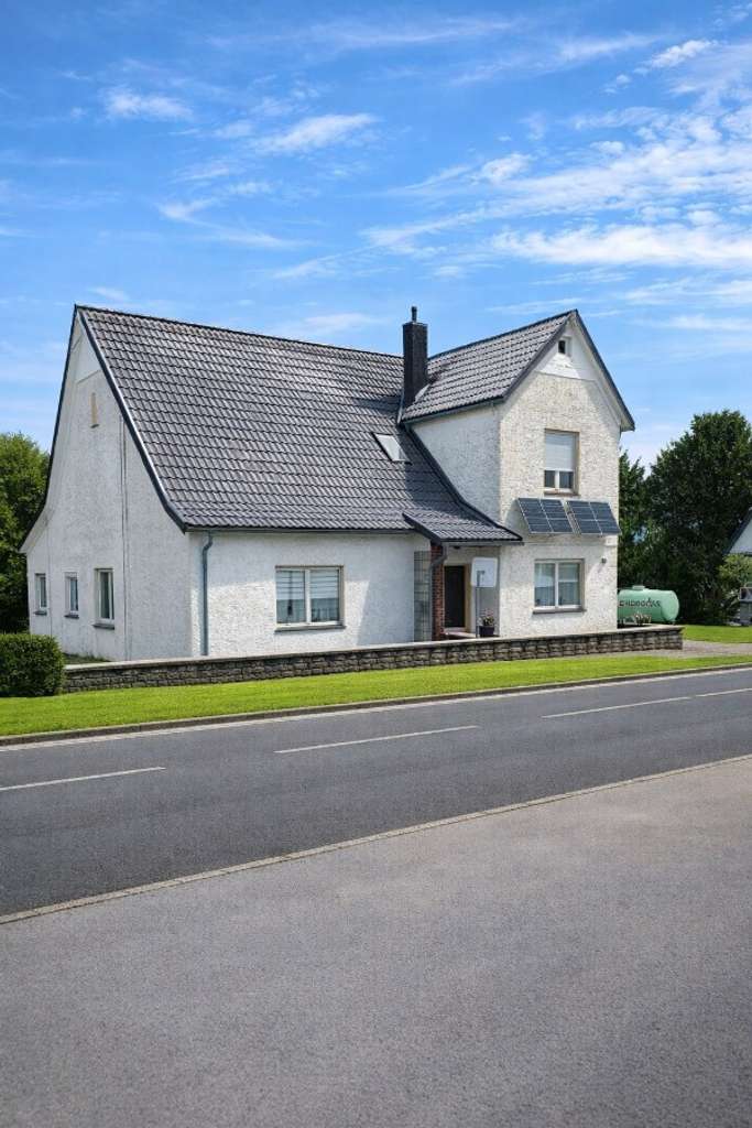 Immobilie in Preußisch Oldendorf - ‼️Ein - Zweifamilienhaus im Außenbereich von Preußisch Oldendorf ‼️ - Bild 0