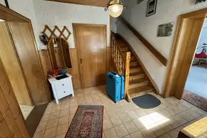 Renovierungsbedürftiges Einfamilienhaus in Geltolfing – Straubing-Bogen (Kreis) – Vorschaubild 8