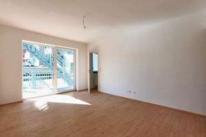 +++ TOP STUDENTENAPARTMENT, SANIERT, VOLLMÖBLIERT, EBK, WLAN +++