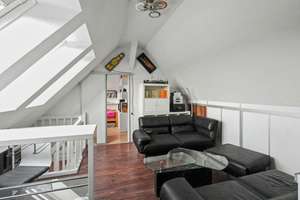 Bezugsfrei:  4-Zimmer Maisonette-Wohnung mit Balkon in Berlin-Tempelhof zu verkaufen – Die vollständige Adresse der Immobilie erhältst du vom Anbieter., 12103 Tempelhof, Berlin – Vorschaubild 6
