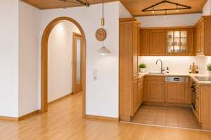 Maisonette-Wohnung in Berlin-Frohnau | Loggia, wohnlich ausgebautes Souterrain & Stellplatz – Die vollständige Adresse der Immobilie erhältst du vom Anbieter., 13465 Frohnau, Berlin – Vorschaubild 10