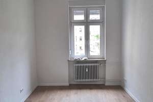 4112 -  Sanierte 2-Zimmerwohnung in Hinterhauslage nähe KIT! – Die vollständige Adresse der Immobilie erhältst du vom Anbieter., 76131 Oststadt, Karlsruhe – Vorschaubild 3