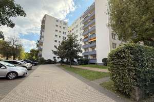 Top-Lage & Weitblick am Fennsee: Helle, bezugsfreie 2-Zimmer-Wohnung. Für Selbstnutzer oder Anleger – Ermslebener Weg 4, 10713 Wilmersdorf, Berlin – Vorschaubild 14