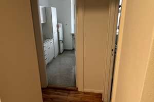 Neu sanierte helle 2-Zimmer Wohnung mit Südbalkon im 2.OG in ruhiger Lage in Wilmersdorf – Die vollständige Adresse der Immobilie erhältst du vom Anbieter., 14197 Wilmersdorf, Berlin – Vorschaubild 9