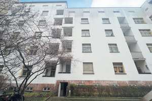 INVESTITION IN DIE ZUKUNFT - GEPFLEGTE & RUHIGE WOHNUNG - MIT SONNIGER LOGGIA & BLICK INS GRÜNE – Heinz-Bartsch-Str. 2 pp, 10407 Prenzlauer Berg, Berlin – Vorschaubild 7