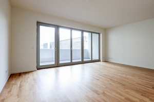 Flexibles Wohnen oder Gewerbe: Ihre 3-Zimmer-Wohnung wartet ! – Berlin – Vorschaubild 3