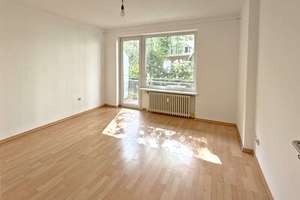 Top-Lage Univiertel: 2-Zimmer-Wohnung mit Entwicklungspotenzial – Die vollständige Adresse der Immobilie erhältst du vom Anbieter., 20146 Rotherbaum, Hamburg – Vorschaubild 3