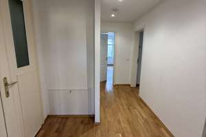 ++ BEZUGSFREI //  3-Zi. Whg // modernes Bad // Aufzug // BESTE LAGE ++ – Die vollständige Adresse der Immobilie erhältst du vom Anbieter., 4107 Zentrum-Süd, Leipzig – Vorschaubild 9