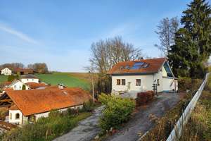 Einfamilienhaus mit schönem Ausblick – Die vollständige Adresse der Immobilie erhältst du vom Anbieter., 84307 Eggenfelden – Vorschaubild 4