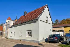 Gestaltungspotenzial: Realisieren Sie selbst Ihr Zuhause nach eigenen Vorstellungen in urbaner Lage – Anhalt-Bitterfeld (Kreis) – Vorschaubild 1