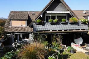 ruhige 3,5 ZKB am Stadtrand mit gr. Balkon 1 Stellplatz incl.