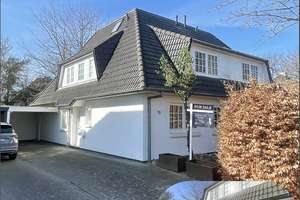 Bieterverfahren!!! Charmante DHH mit Carport in begehrter Bestlage von Bremen-Oberneuland